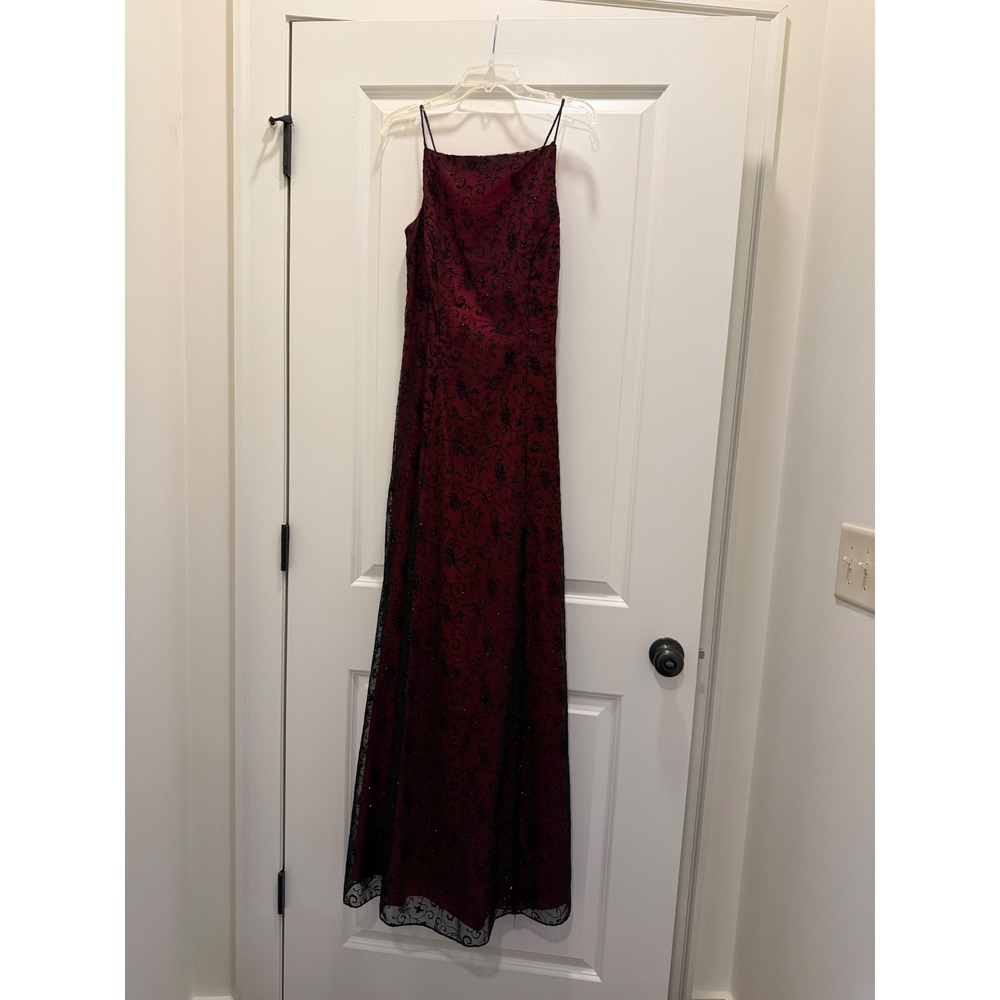 Night Way Collections Red Black Floral Mesh Lace Up Back Formal Gown Dress 4